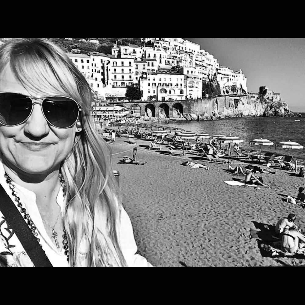 Meet your Posher, Sherry